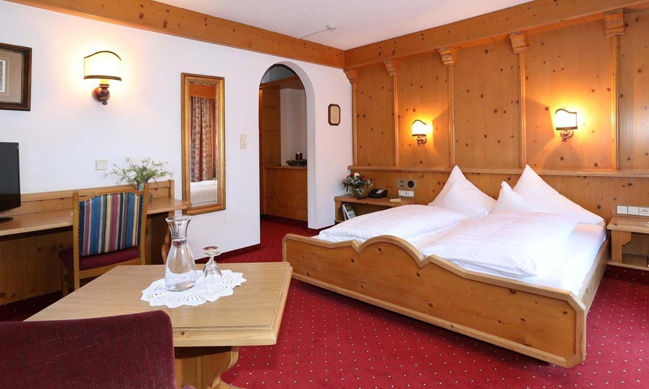 Hotel Almhof Neustift im Stubaital Exteriör bild
