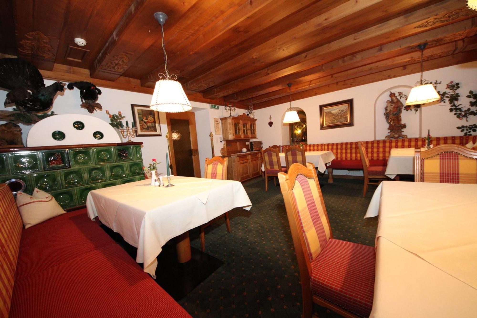 Hotel Almhof Neustift im Stubaital Exteriör bild