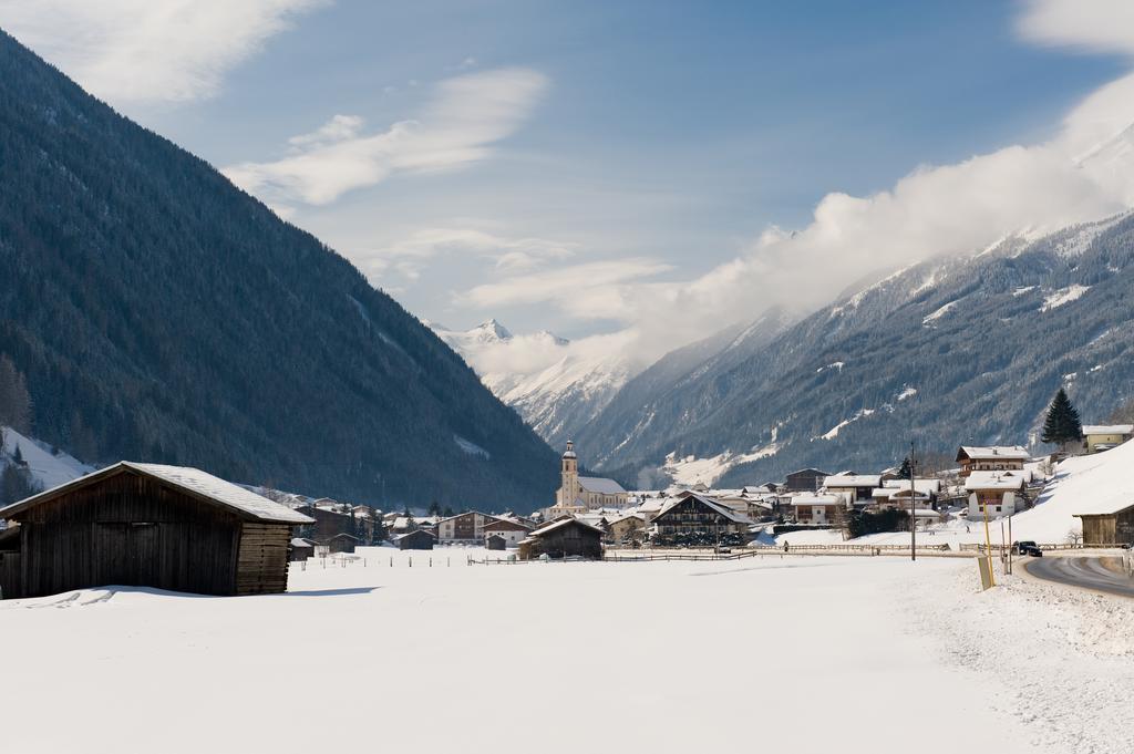 Hotel Almhof Neustift im Stubaital Exteriör bild