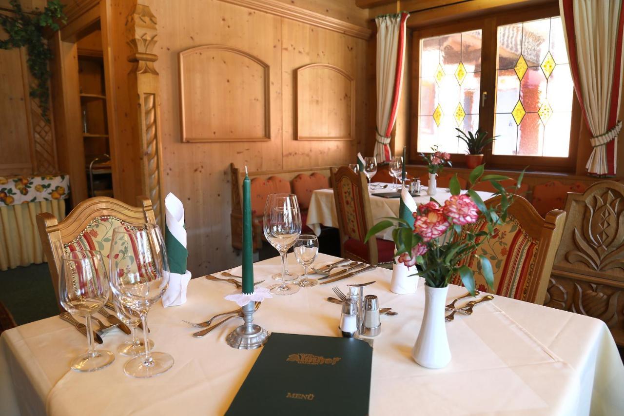 Hotel Almhof Neustift im Stubaital Exteriör bild